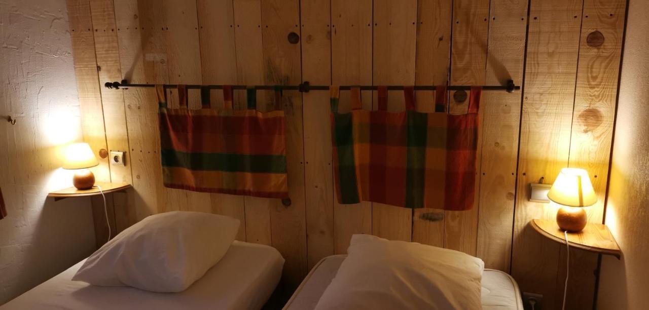Gites Les Grandes Voies - Cle Vacances Le Ménil Buitenkant foto