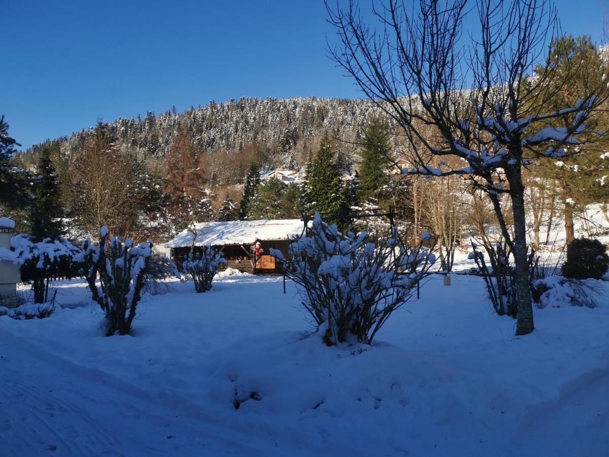 Gites Les Grandes Voies - Cle Vacances Le Ménil Buitenkant foto