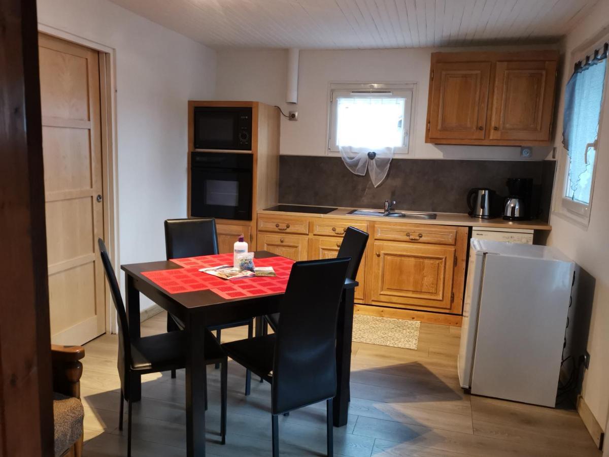 Gites Les Grandes Voies - Cle Vacances Le Ménil Buitenkant foto
