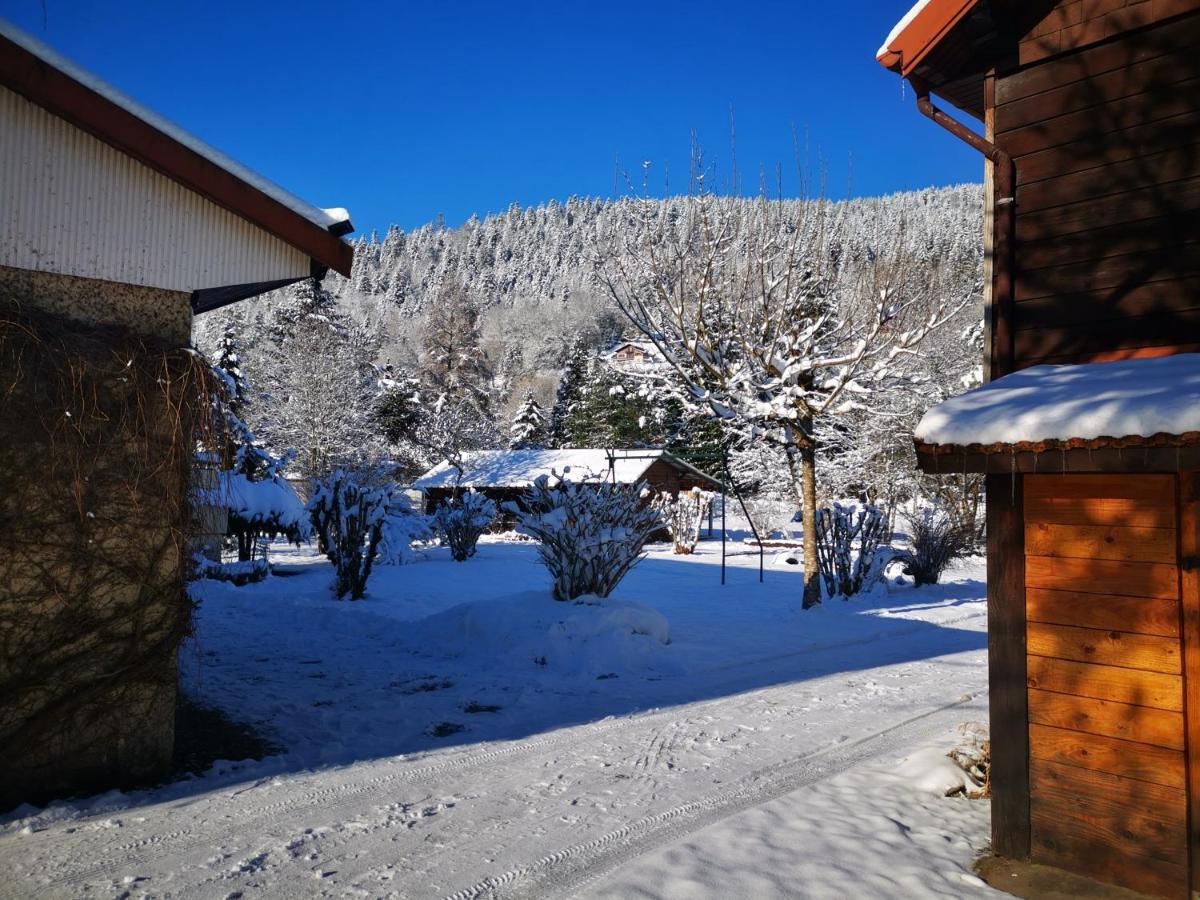 Gites Les Grandes Voies - Cle Vacances Le Ménil Buitenkant foto
